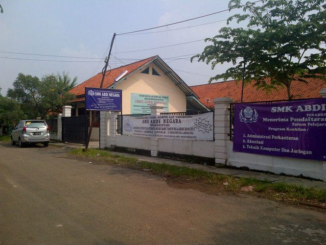 SMK Abdi Negara Tahan Surat Kelulusan Siswa