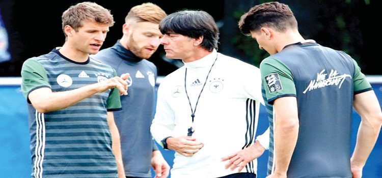 Joachim Loew pelatih tim Jerman