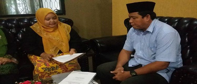 petisi pertahanka perda pekat serang