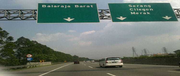 Tol Merak Ramai Lancar