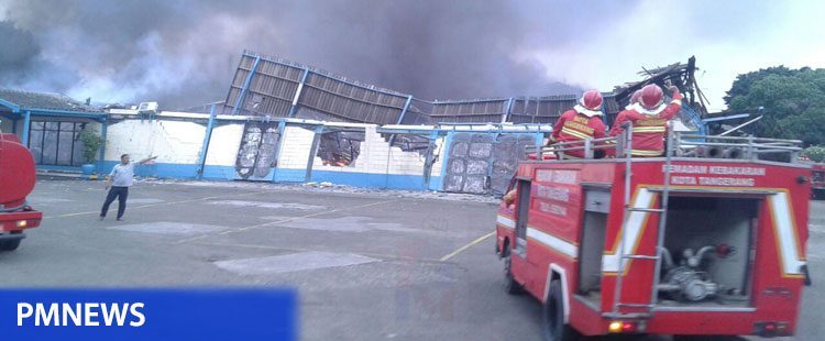 kebakaran pabrik garmen di Tangerang