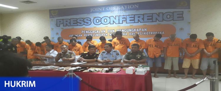 bertingkah aneh mahasiswa bawa narkoba