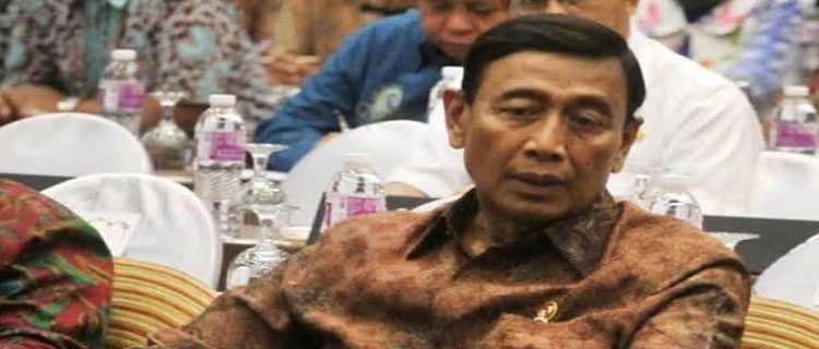 Menkopolhukam Wiranto ikut Ketum PBSI