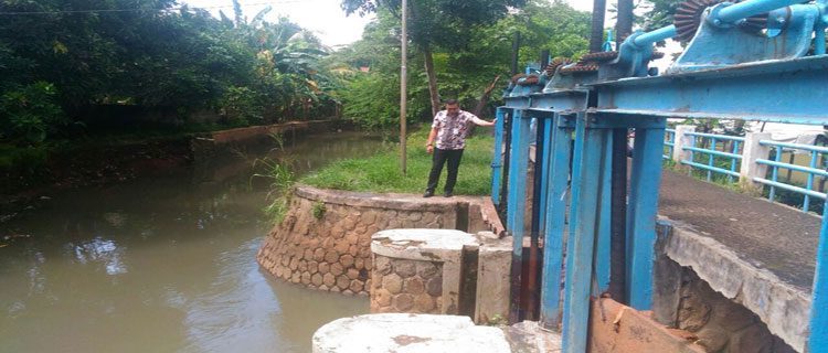 Pintu air playangan ciledug