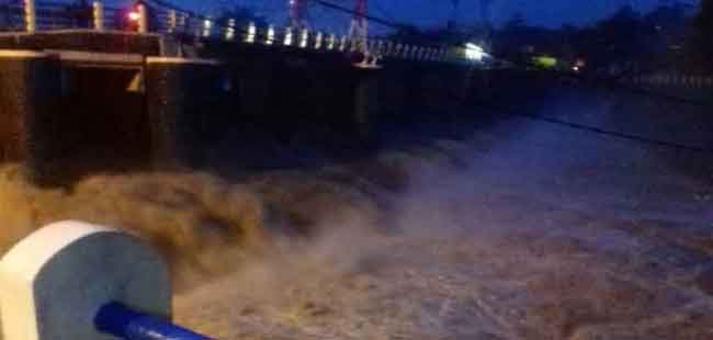 air bendungan katulampa meningkat