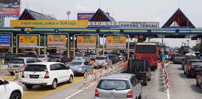 Gerbang Tol KarangTengah Kota Tangerang