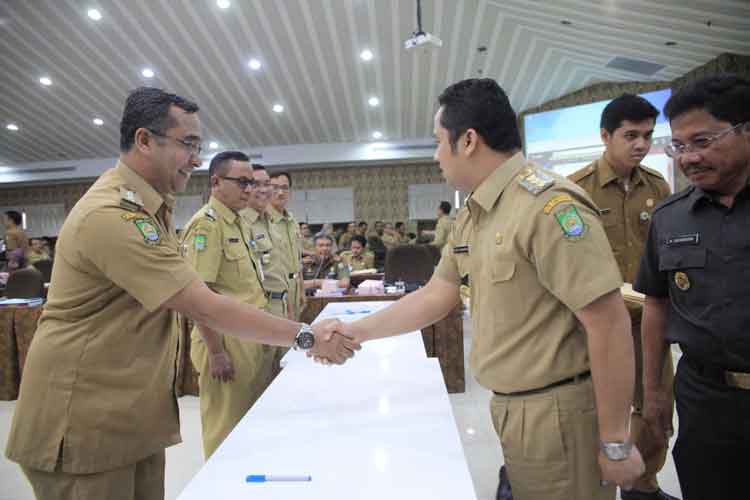 OPD Tandatangani kontrak kinerja