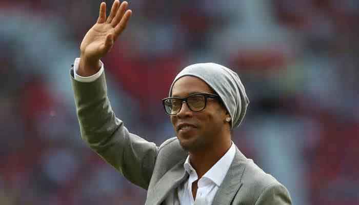 Ronaldinho jadi duta klub Barcelona