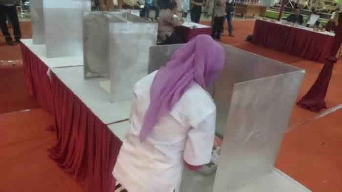 dilarang bawa hp atau kamera ke TPS