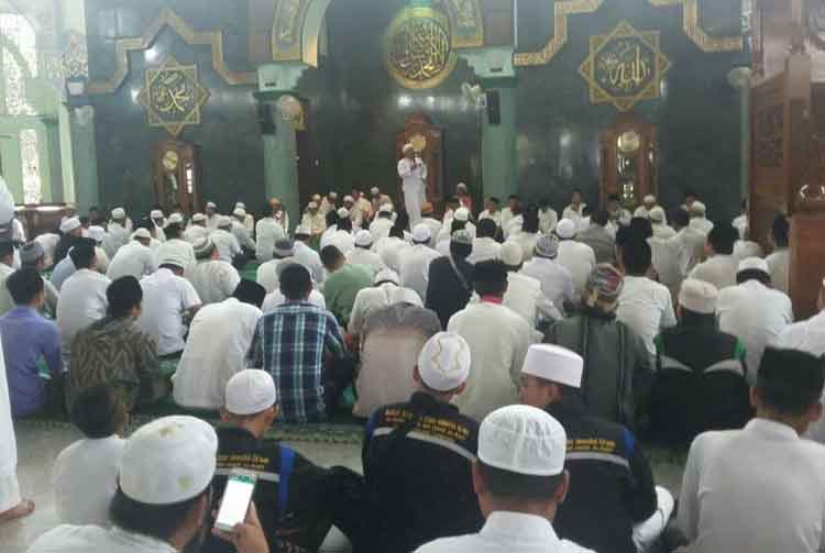 istighosah massa wh andika di Kota Tangerang
