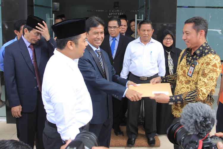 Resmikan pelayanan terpadu satu pintu lengkap