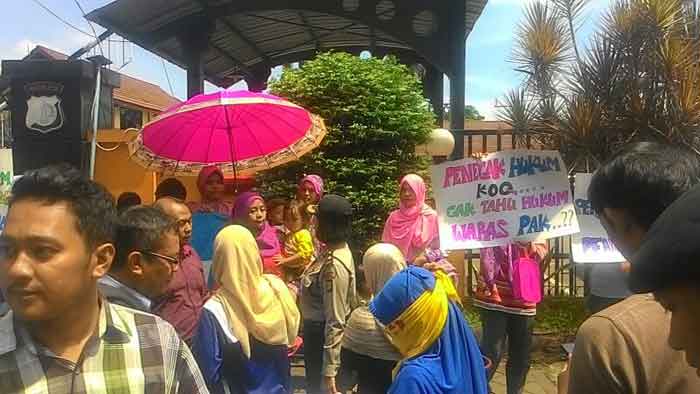 pemukulan oknum polisi