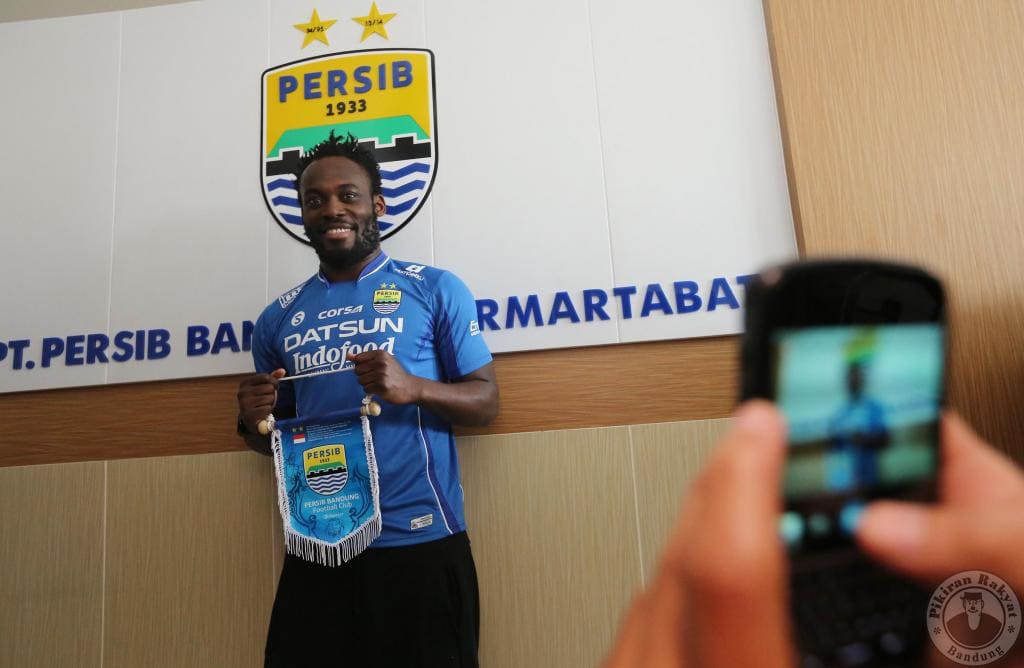 michael essien bintang persib