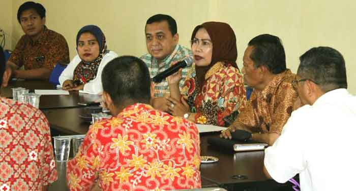 Pantau Stok Darah PMI