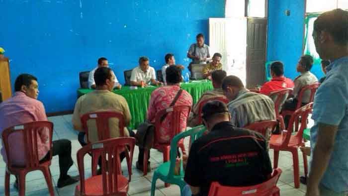 soal sikap manajemen Semen Merah Putih