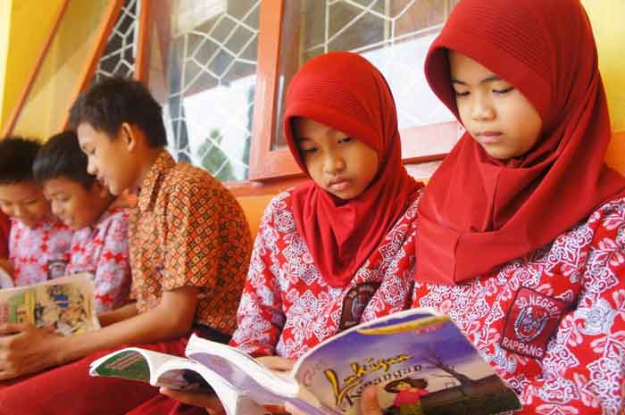 zakila yang gemar membaca