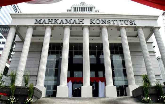 Gugatan KPU ke Mahkamah Konstitusi
