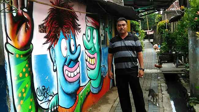 seni mural tanah tinggi
