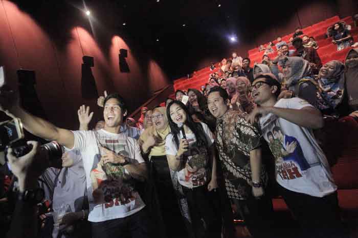 nonton bareng Film Insya Allah Sah