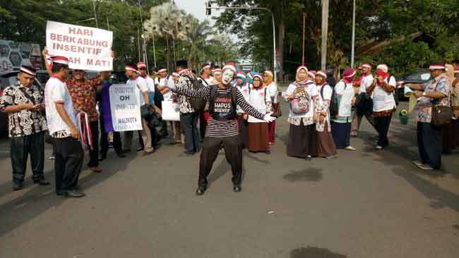 Didemo Guru Swasta honor