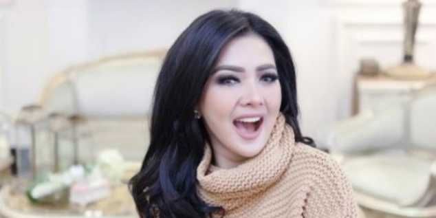 Baju Mewah, Ini Hobi Syahrini