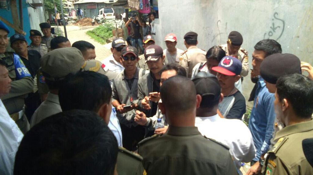 Petugas Ukur Pertanahan Kota Tangerang Disandera Ormas