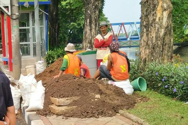 Proyek APBD Kota Tangerang Rusak 