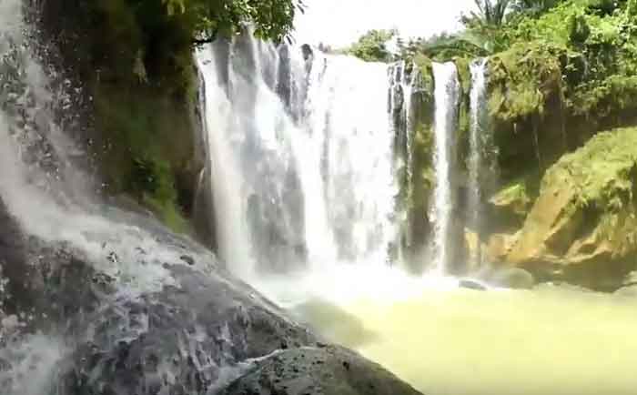 Curug Munding di Lebak