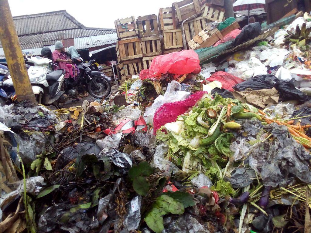 pasar baros serang