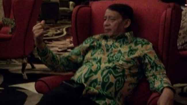 Gubernur WH suka profesi guru