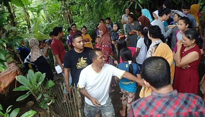 bayi laki laki Serang