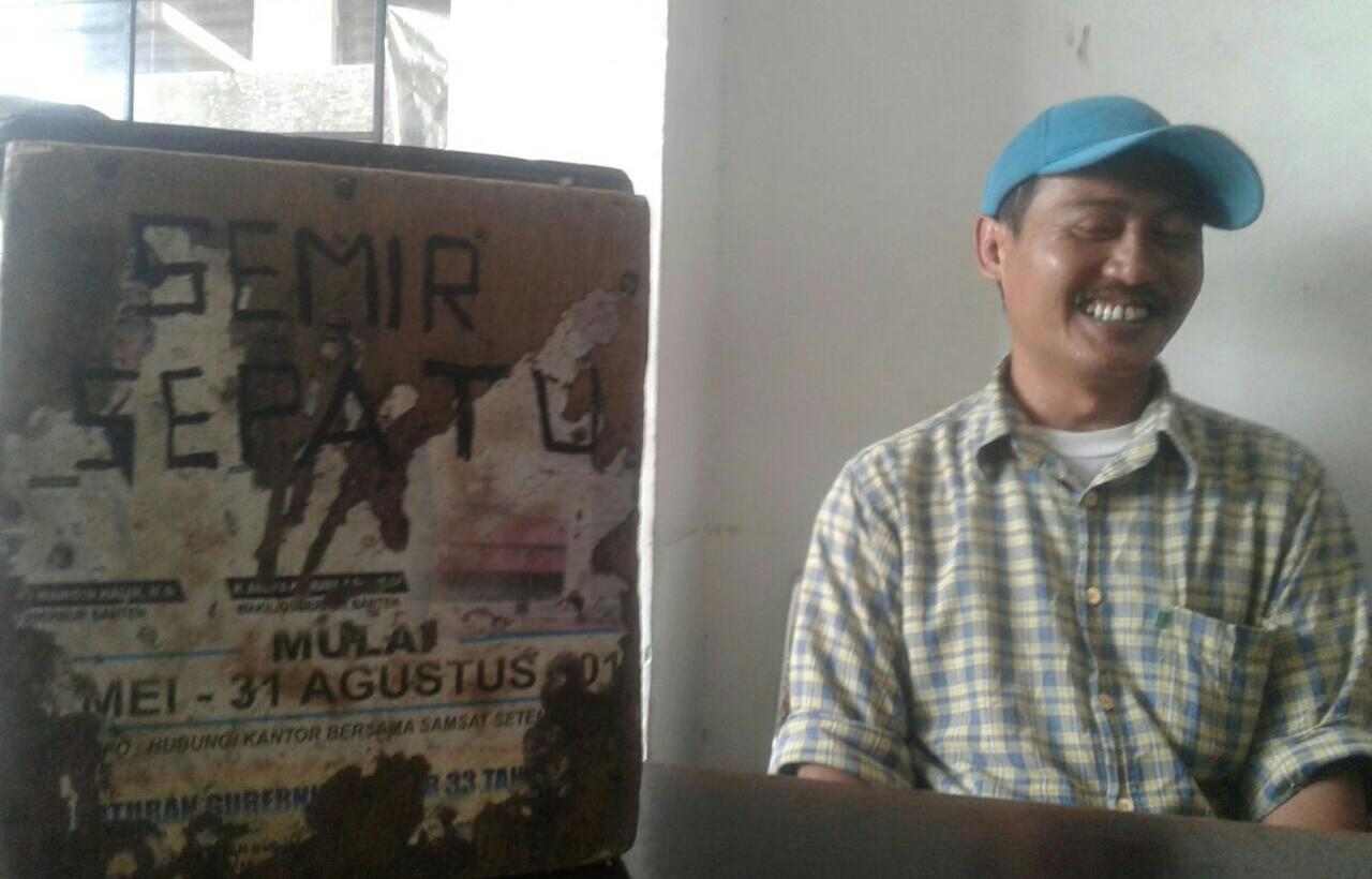 tukang semir sepatu profesi