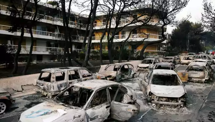 kebakaran hutan di Yunani