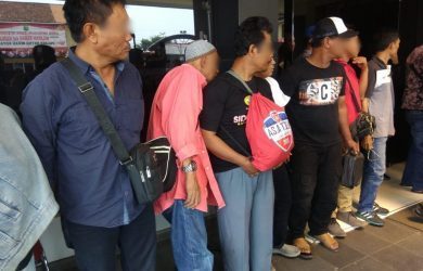 calo tiket pertandingan ditangkap
