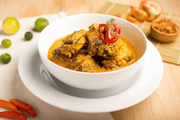 hidangan gulai kambing