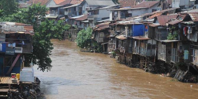 pemprov Jakarta pencemaran sungai