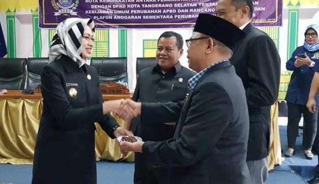 sidang paripurna tangsel
