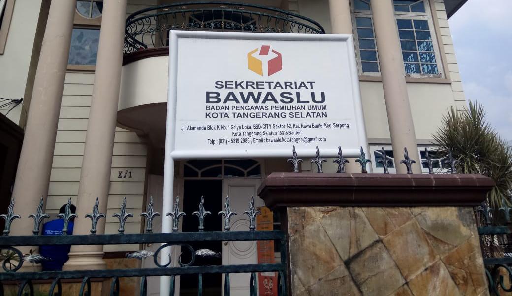 dugaan kampanye terselubung