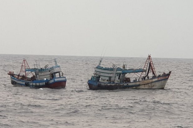 Tni Al Kembali Tangkap Dua Kapal Ikan Berbendera Vietnam Di Laut Natuna Utara Cnz