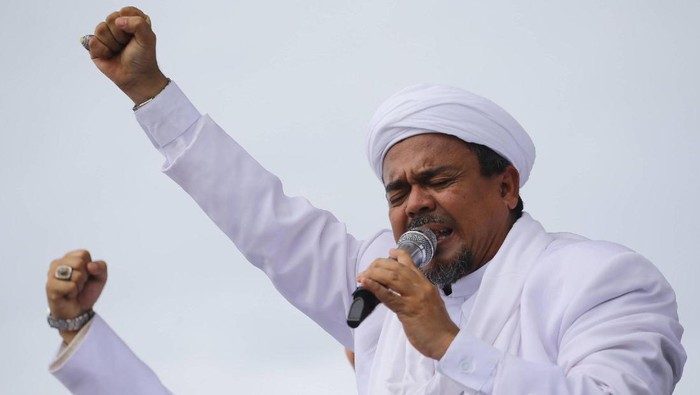Top 5 Foto Pekan Ini Heboh Kepulangan Rizieq Muslim Dunia Kecam Perancis 2 169