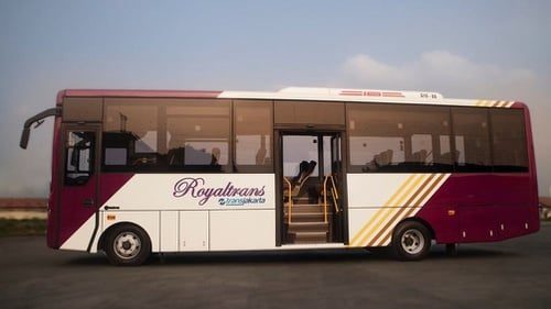 bus premium royal trans pt transjarakta ratio 16x9