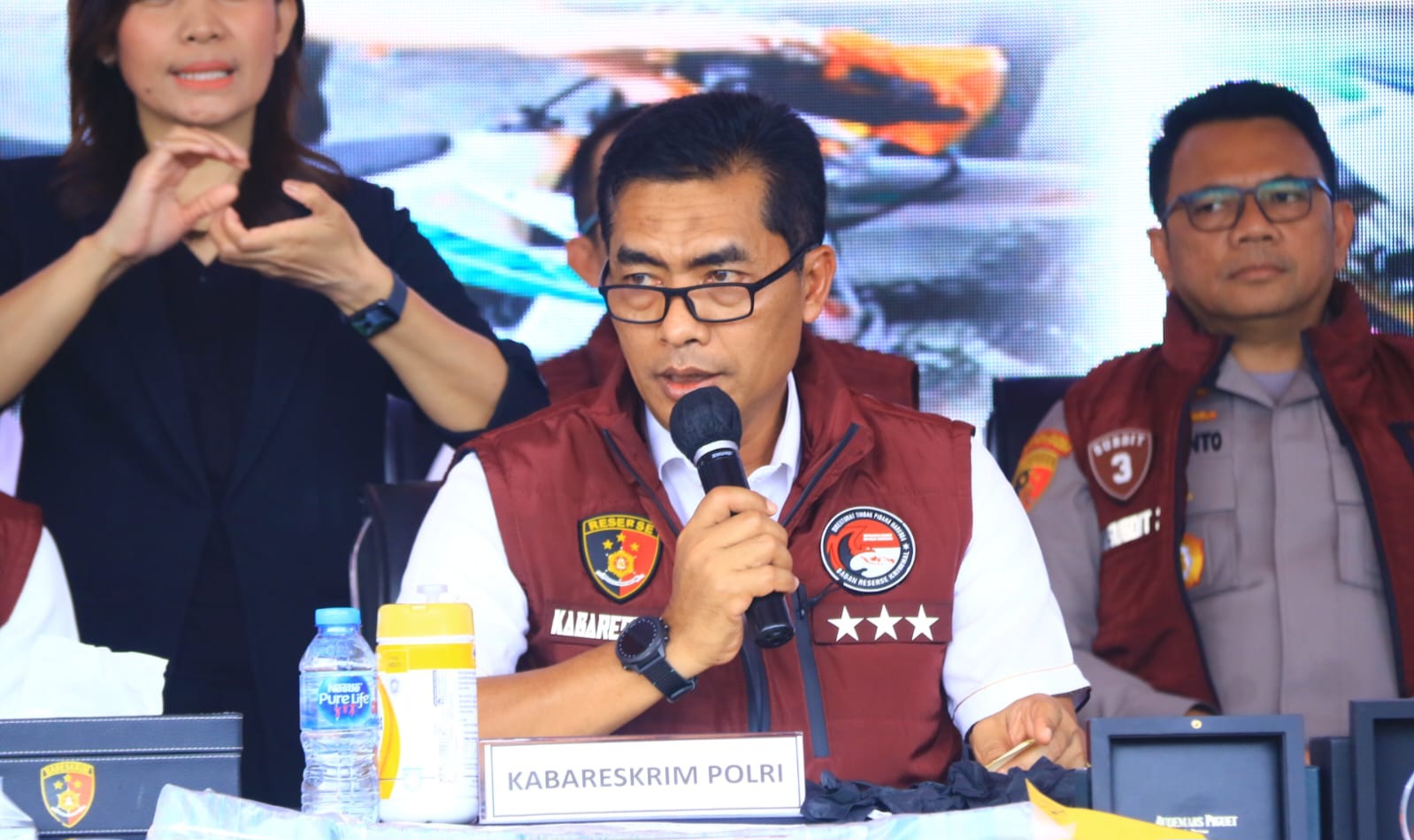 kabareskrim polri sebut ada 33 juta pengguna baru narkoba di indonesia 02112024 213003